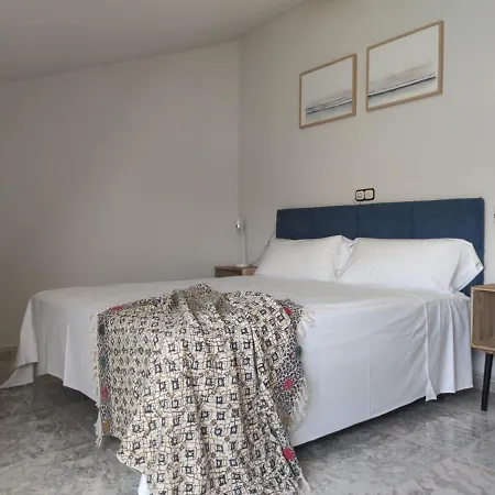 Playa De Raxo, Al Lado De Sanxenxo